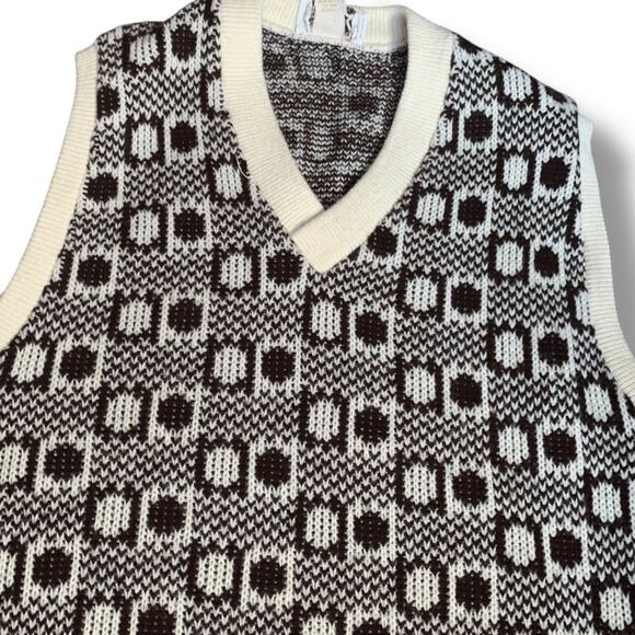 Vintage Montgomery Ward Brown Geometric Knit Sweater Vest Medium Grandpa Artsy - Picture 5 of 14